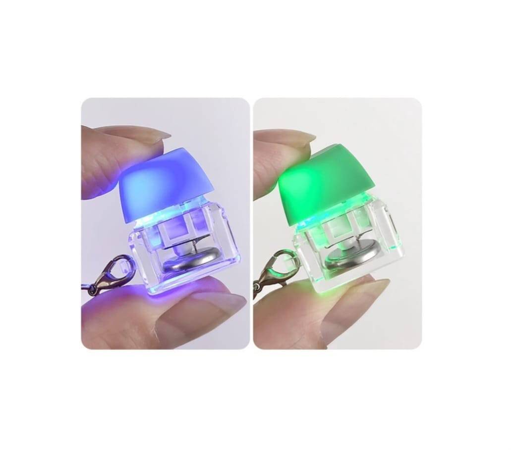 Breloc antistres, mini tastatura LED, efect de clic, iluminare, reducere a tensiunii, design usor, multicolor, 7 cm