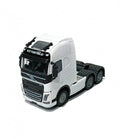 Camion metalic, tip Volvo FH, scara 1:32, cabina rebatabila, lumini si sunete, alb, 13 cm