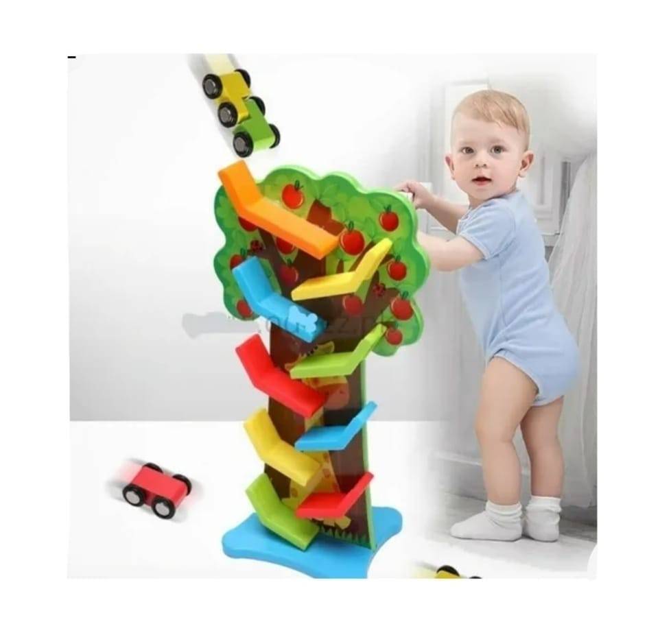 Circuit din lemn, Veverita Vesela, 3 masinute, multicolor, 37 cm