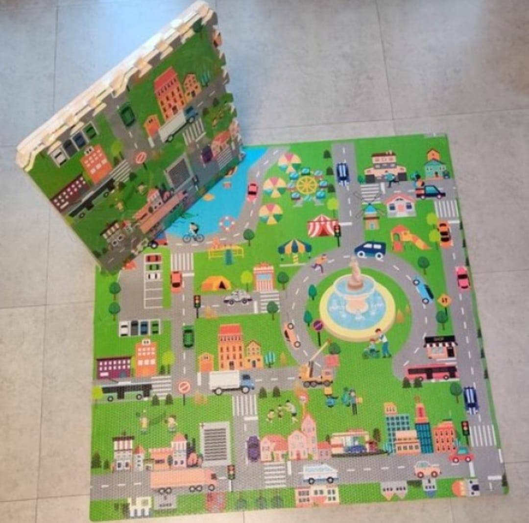 Covoras puzzle de joaca, Oraselul Vesel, multicolor, 60 cm x 60 cm