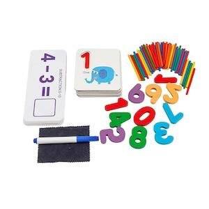 Joc educativ din lemn Iubesc Matematica, Helga Toys®
