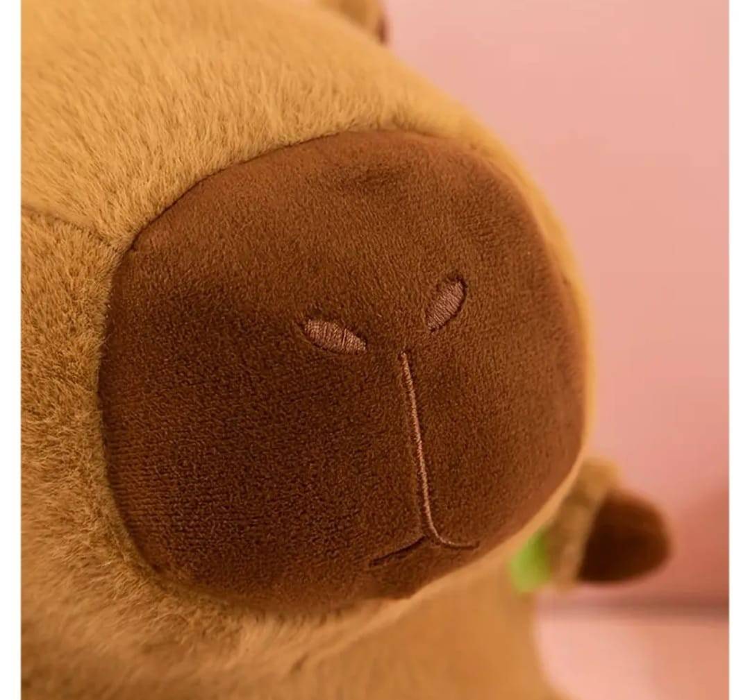 Jucarie din plus, Capibara cu mosor mecanic, maro, 31 cm