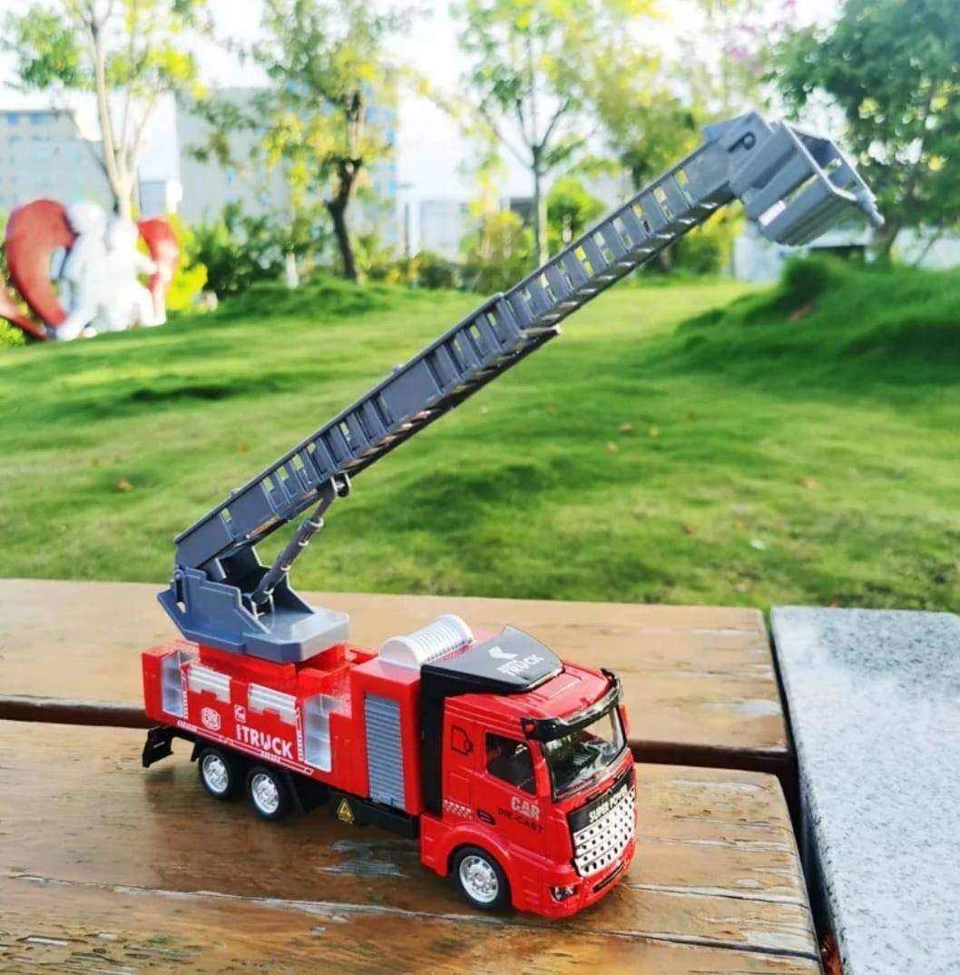 Jucarie Masina Pompieri cu scara, metal/plastic, rosu, 18 cm