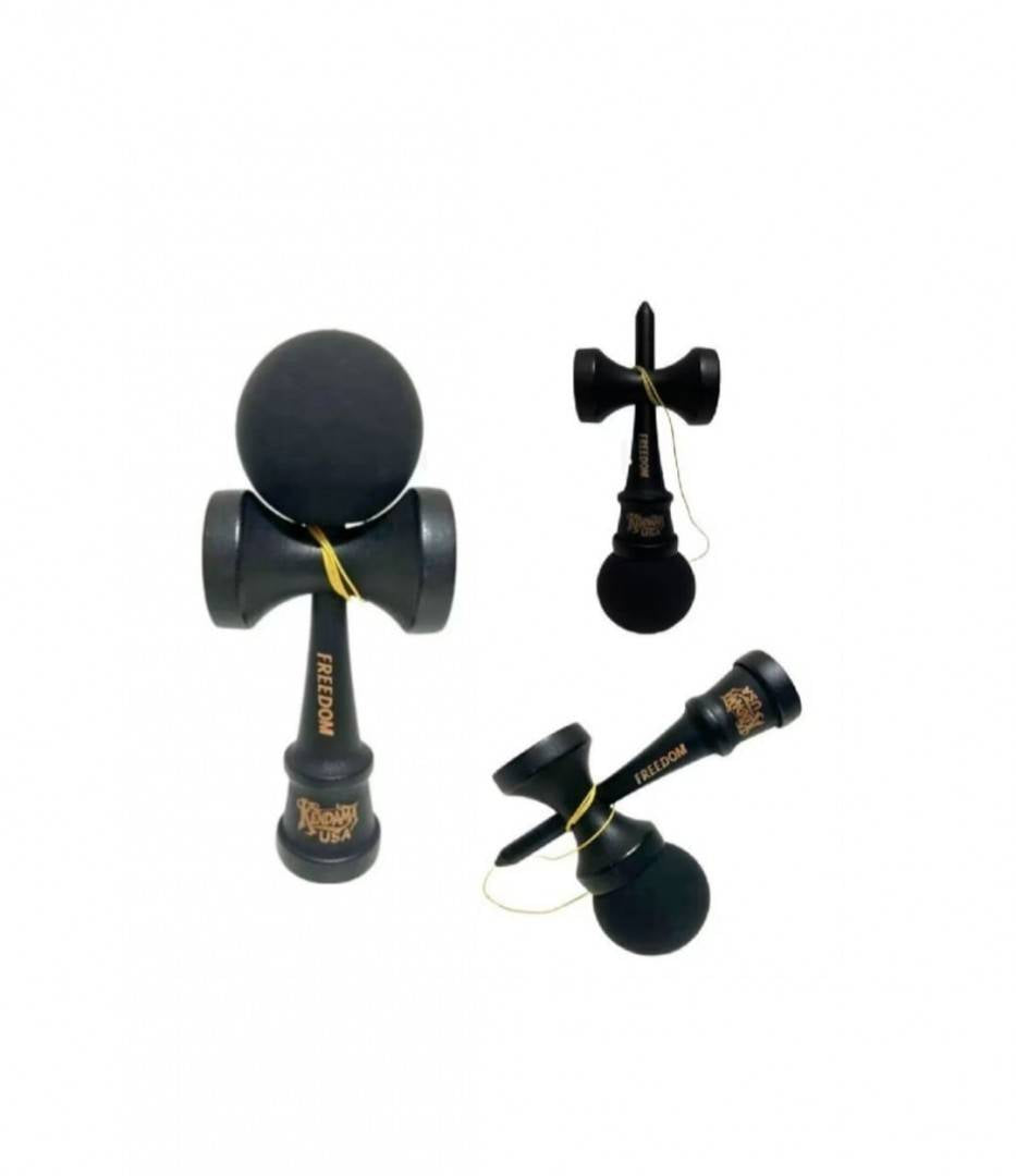 Kendama Freedom, USA, Rubber Grip, lemn, negru mat, 17.5 cm