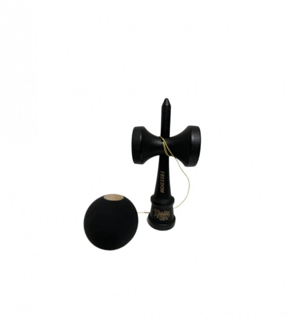 Kendama Freedom, USA, Rubber Grip, lemn, negru mat, 17.5 cm