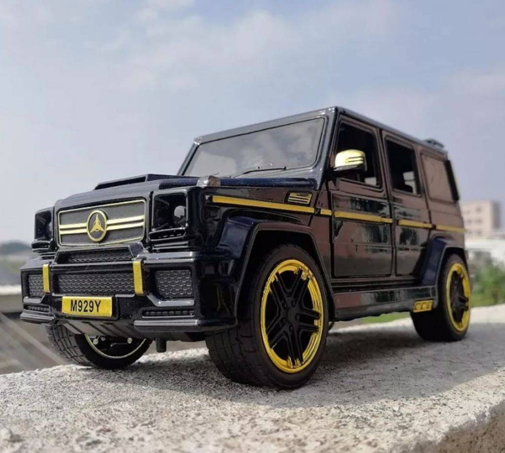 Masina jucarie tip Mercedes G-Klass, negru, 22 cm