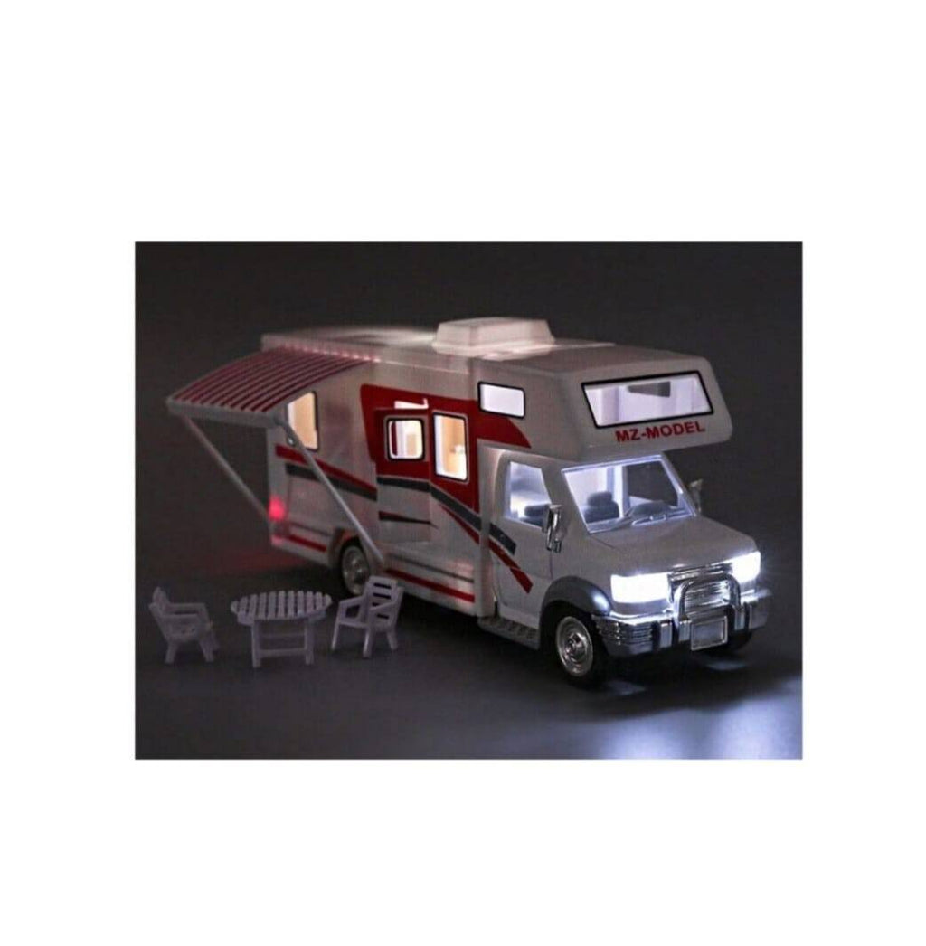 Masina mecanica, Autorulota, camper de vacanta, mobilier, sunete, lumini, usi functionale, alb, 20 cm