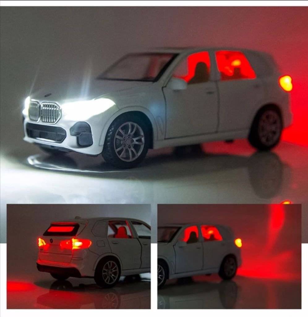 Masina metalica tip BMW X5 sunete si lumini, alb