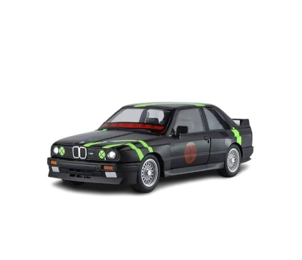 Masinuta metal mecanica, BMW M3 E30 , scara 1:24, sunete, 2 usi mobile, capota mobila, portbagaj mobil, negru/verde, 21 cm