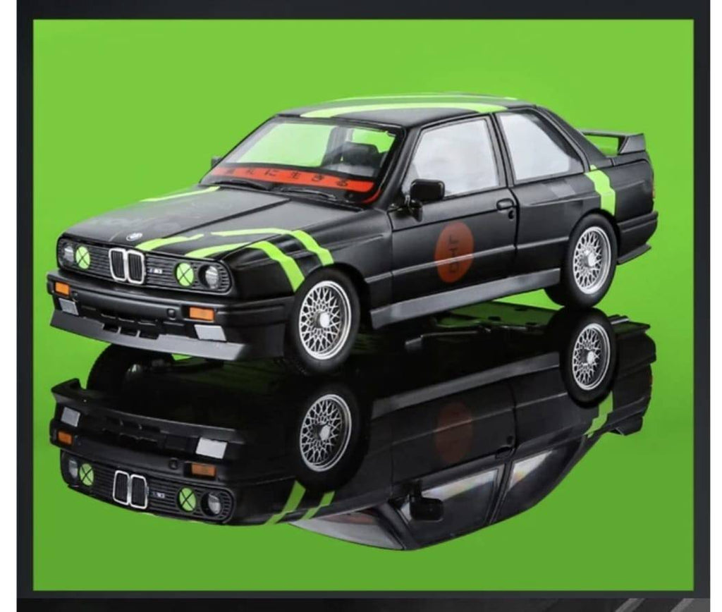 Masinuta metal mecanica, BMW M3 E30 , scara 1:24, sunete, 2 usi mobile, capota mobila, portbagaj mobil, negru/verde, 21 cm