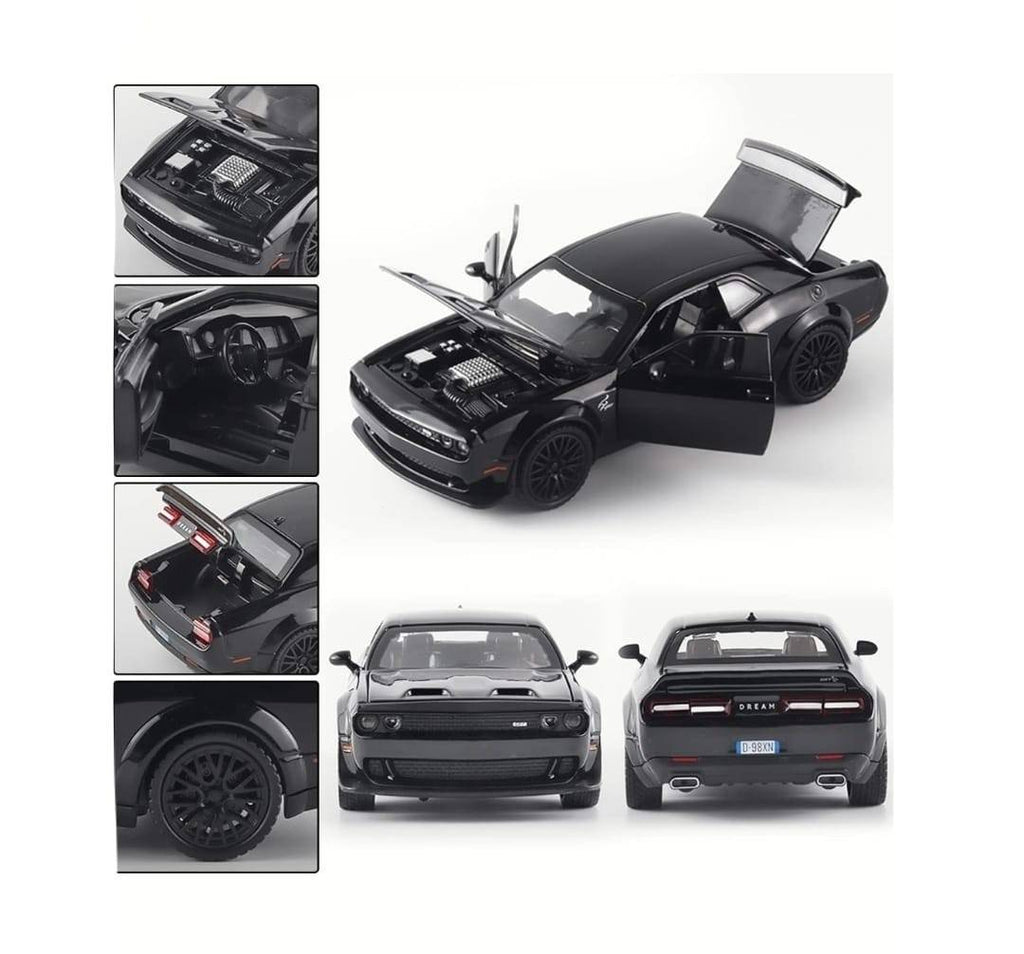 Masinuta metal mecanica, model Dodge Challenger, scara 1:32, sunete, usi mobile, capota mobila, portbagaj mobil, negru, 15 cm