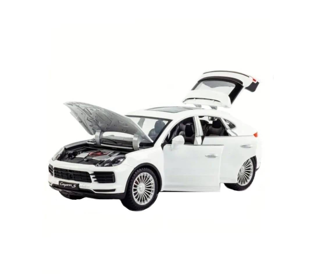 Masinuta metal mecanica, model Porsche Cayenne, scara 1:24, sunete, usi mobile, capota mobila, portbagaj mobil, alb, 19 cm