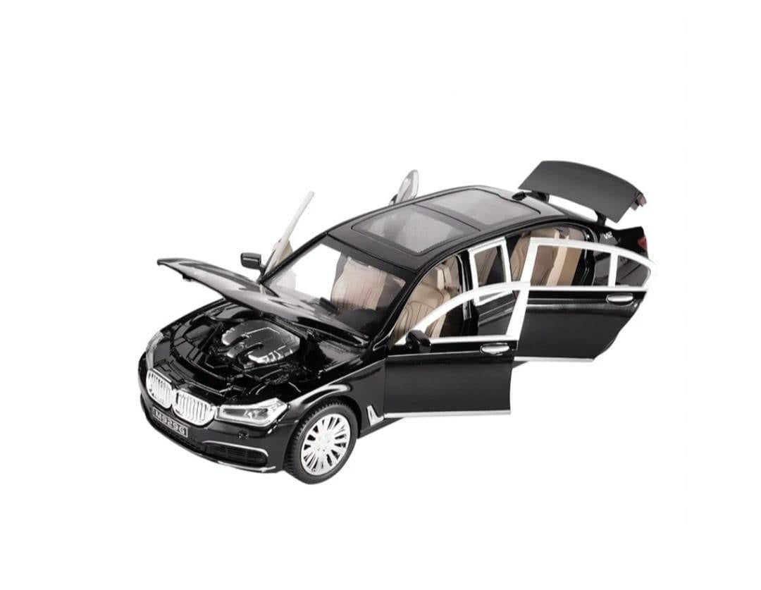 Masinuta metal mecanica, model BMW seria 7, scara 1:24, sunete, usi mobile, capota mobila, portbagaj mobil, negru, 20 cm