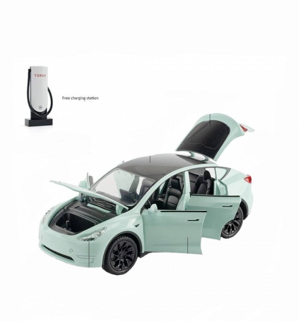Masinuta metal mecanica, model Tesla Model Y, statie de alimentare, usi mobile, capota mobila, portbagaj mobil, verde deschis