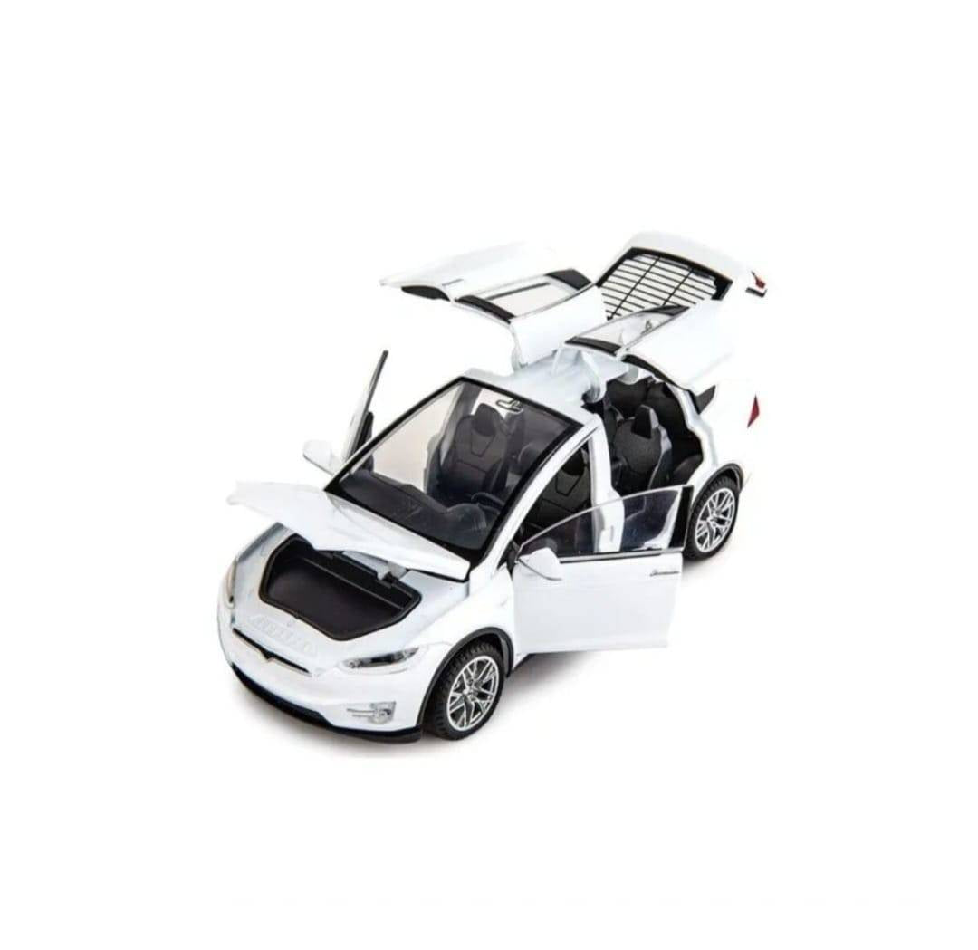 Masinuta metal mecanica, model Tesla X 90D, scara 1:22, sunete, usi mobile, capota mobila, portbagaj mobil, barlad, alb, 22 c