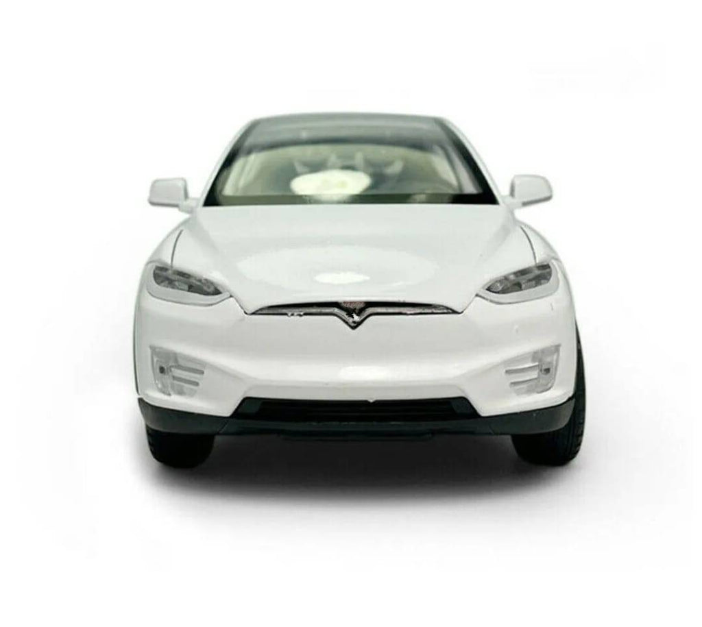 Masinuta metal mecanica, model Tesla X 90D, scara 1:22, sunete, usi mobile, capota mobila, portbagaj mobil, barlad, alb, 22 c