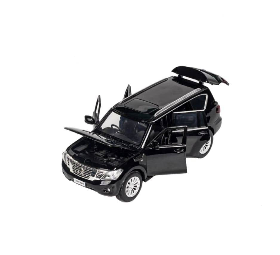 Masinuta metal mecanica, Nissan Patrol Y62, scara 1:32, sunete, usi mobile, capota mobila, portbagaj mobil, negru, 15 cm