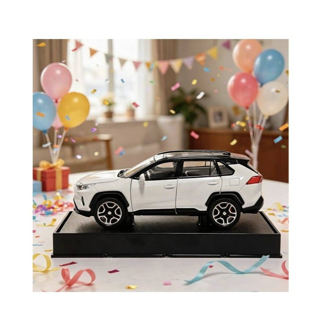 Masinuta metal mecanica, tip Toyota Rav 4, sunete, usi mobile, capota mobila, portbagaj mobil, alb, 17 cm