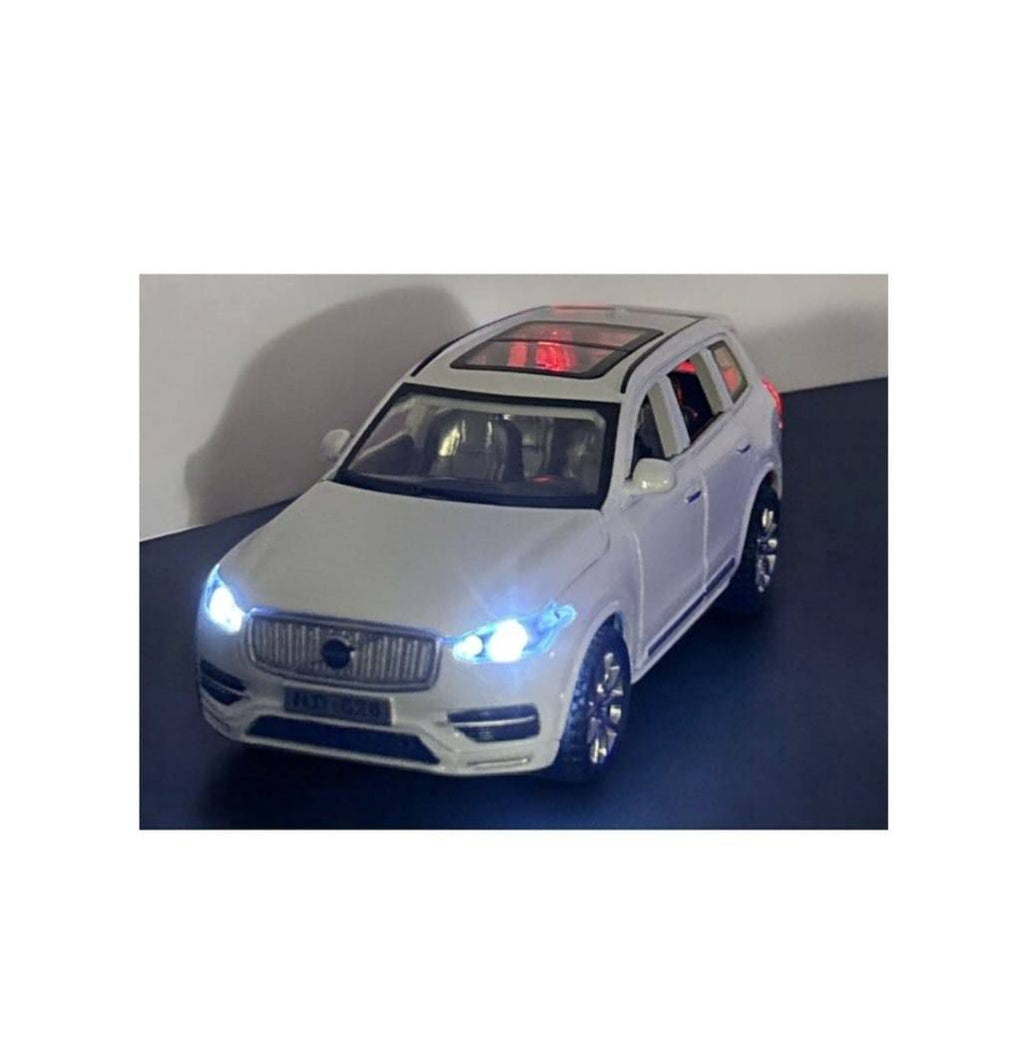 Masinuta metal mecanica, Volvo XC90, sunete, usi mobile, capota mobila, portbagaj mobil, alb, 16 cm