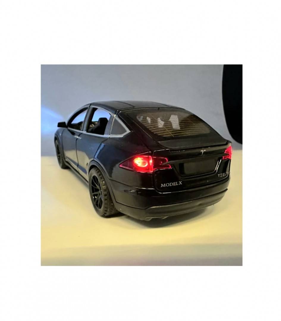 Masinuta metal, Tesla 3V, scara 1:28, sunete, usi mobile, capota mobila, portbagaj mobil, negru, 15 cm