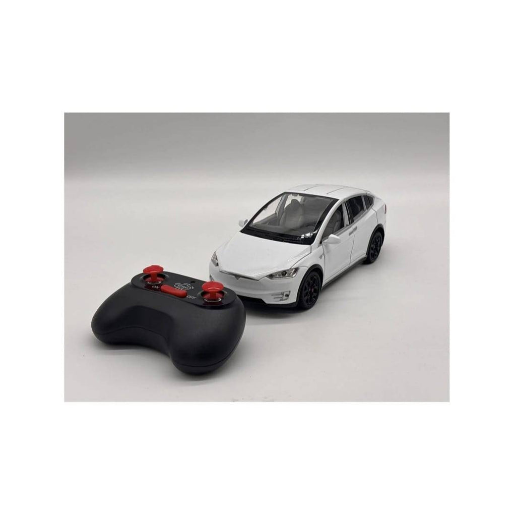 Masinuta metalica cu telecomanda, Tesla X, 1:22, usi mobile,fum, capota mobila, acumulator, alb, 20 cm