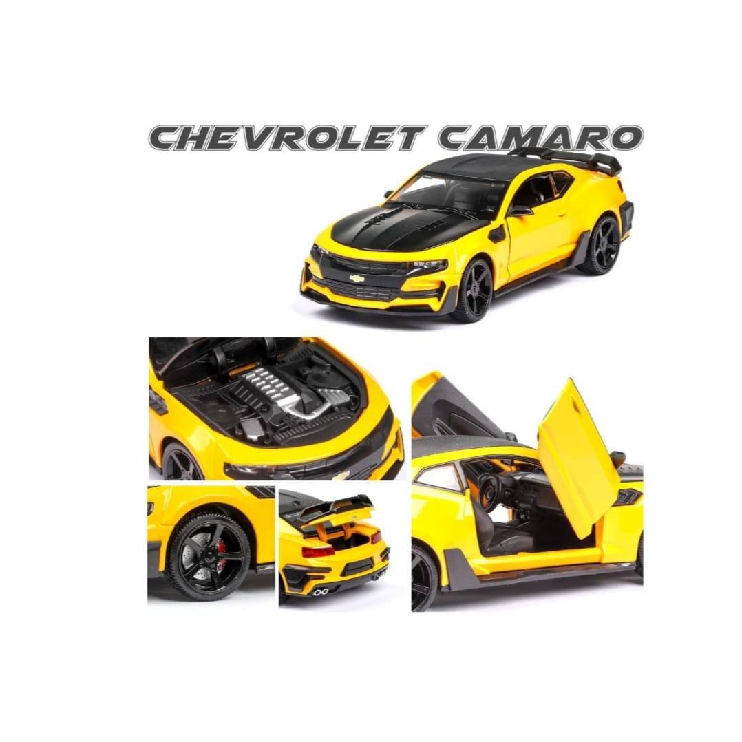 Masinuta metalica mecanica, CHEVROLET CAMARO, 2 usi mobile, capota mobila, portbagajul mobil, galben, 20 cm