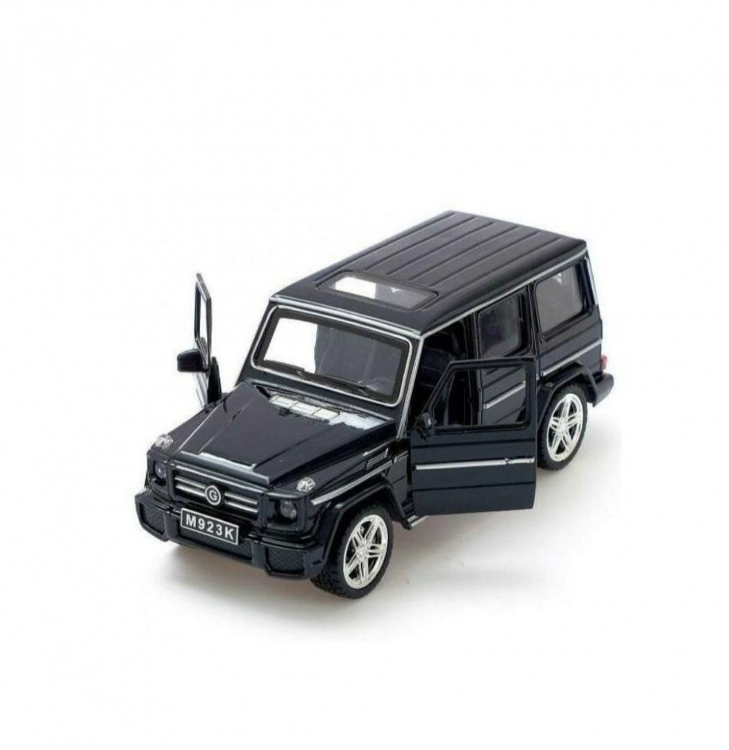 Masinuta metalica Mercedes Benz M923K, 1:24, usi mobil, portbagaj mobil, capota mobila, negru, 18 cm