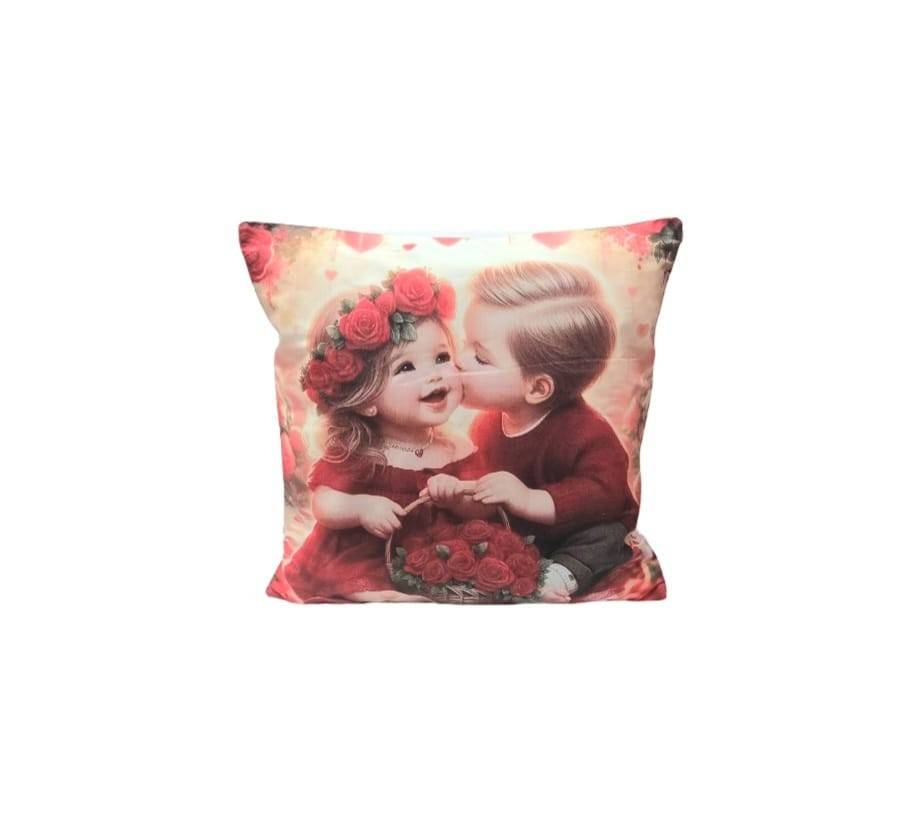 Perna personalizata, model Love, rosu/multicolor, 40 cm x 40 cm