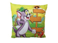Perna personalizata pentru copii, tip Tom si Jerry, verde, 45 cm x 45 cm