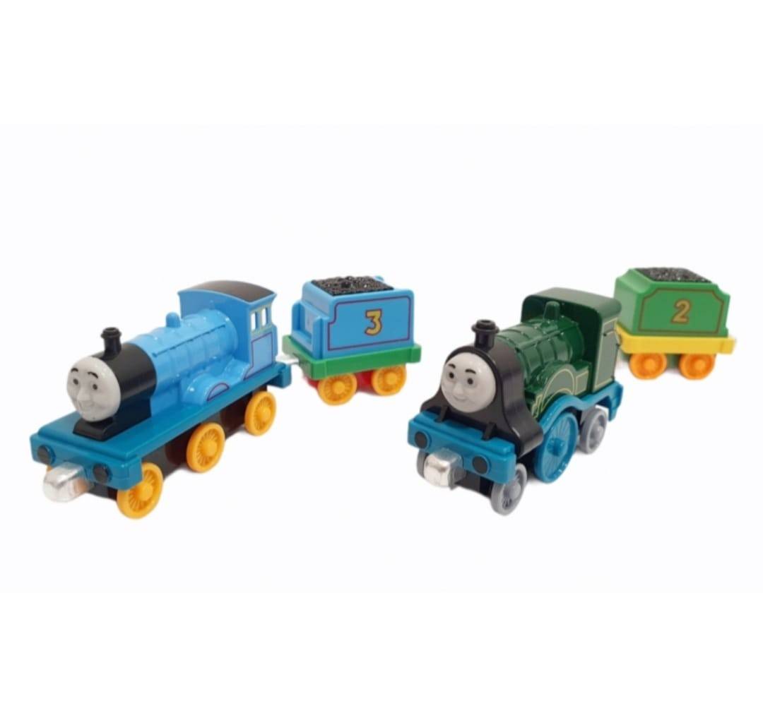 Set  2 vagoane si 2 locomotive,Thomas, cu sina, metalic, multicolor