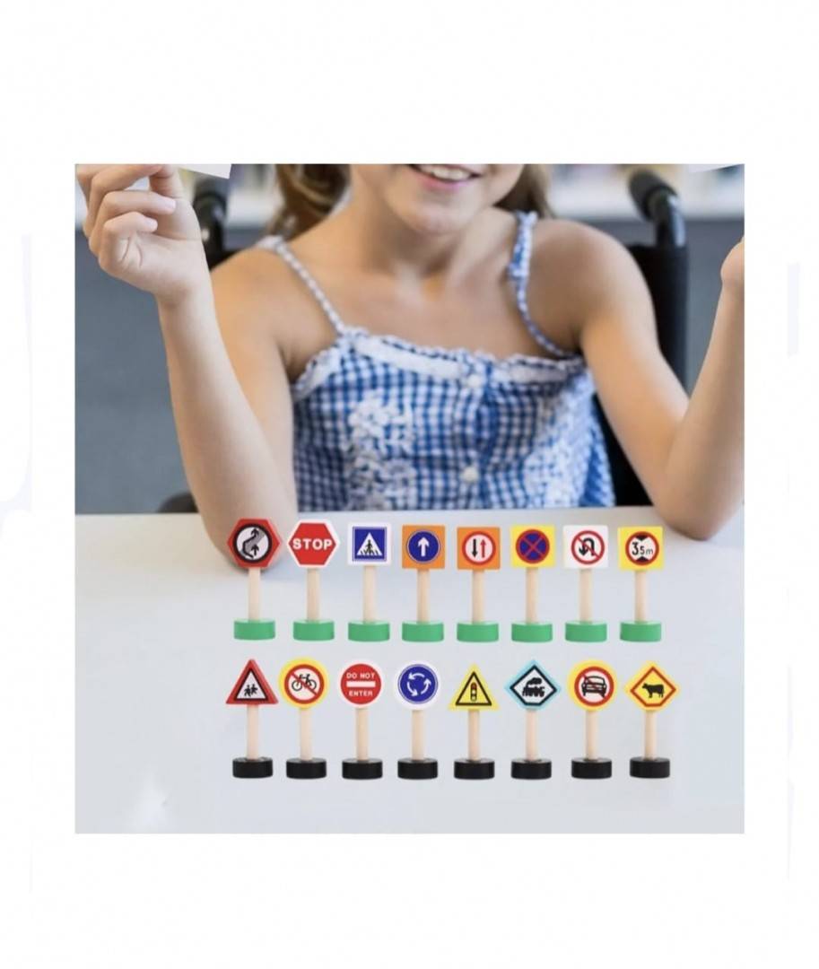 Set 16 piese indicatoare rutiere din lemn, multicolor