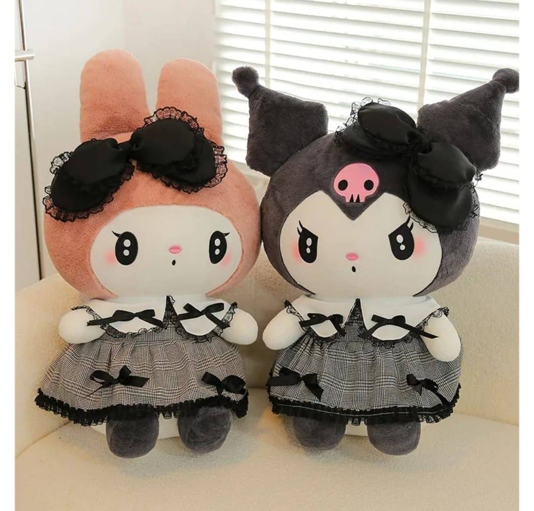 Set 2 jucarii de plus, Papusi Kuromi din seria Hello Kitty Sanrio, multicolor, 35 cm