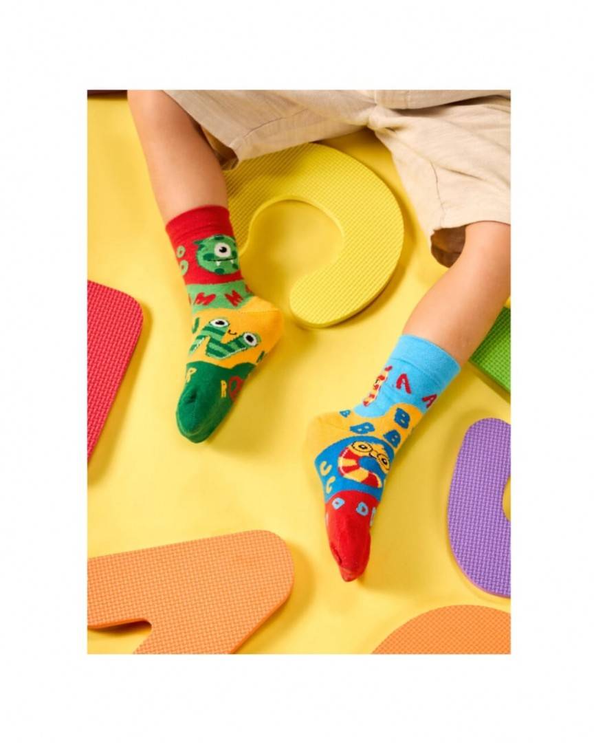 Set 2 Sosete pentru baieti, model Dino, multicolor, 1 an