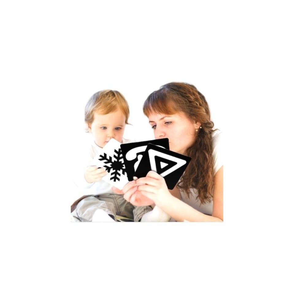 Set 20 carduri, stimulare vizuala bebe, Black and White Visual Card, 14 cm, 3 luni +