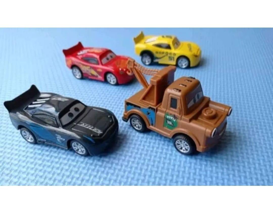Set 4 Masinute metalice, tip Cars, 8 cm