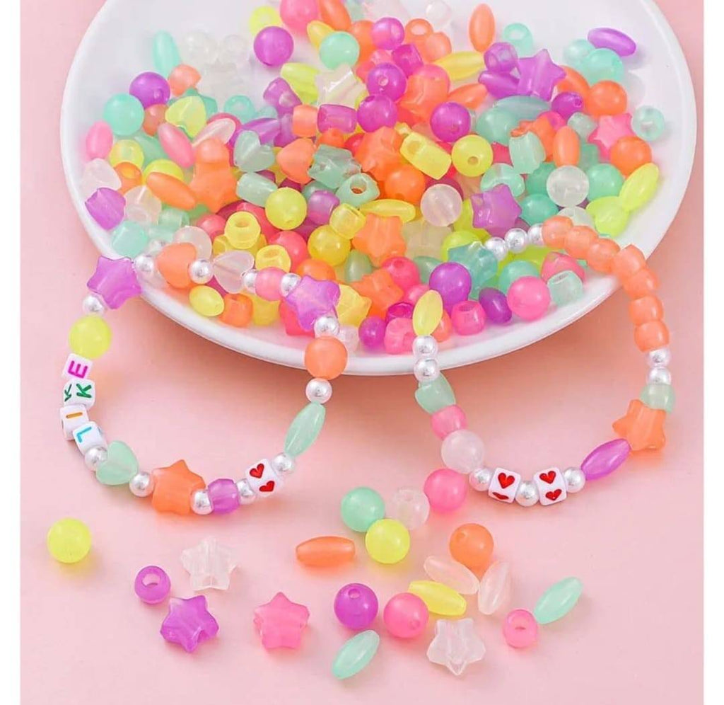 Set creativ pentru margelit, margele diverse culori, multicolor