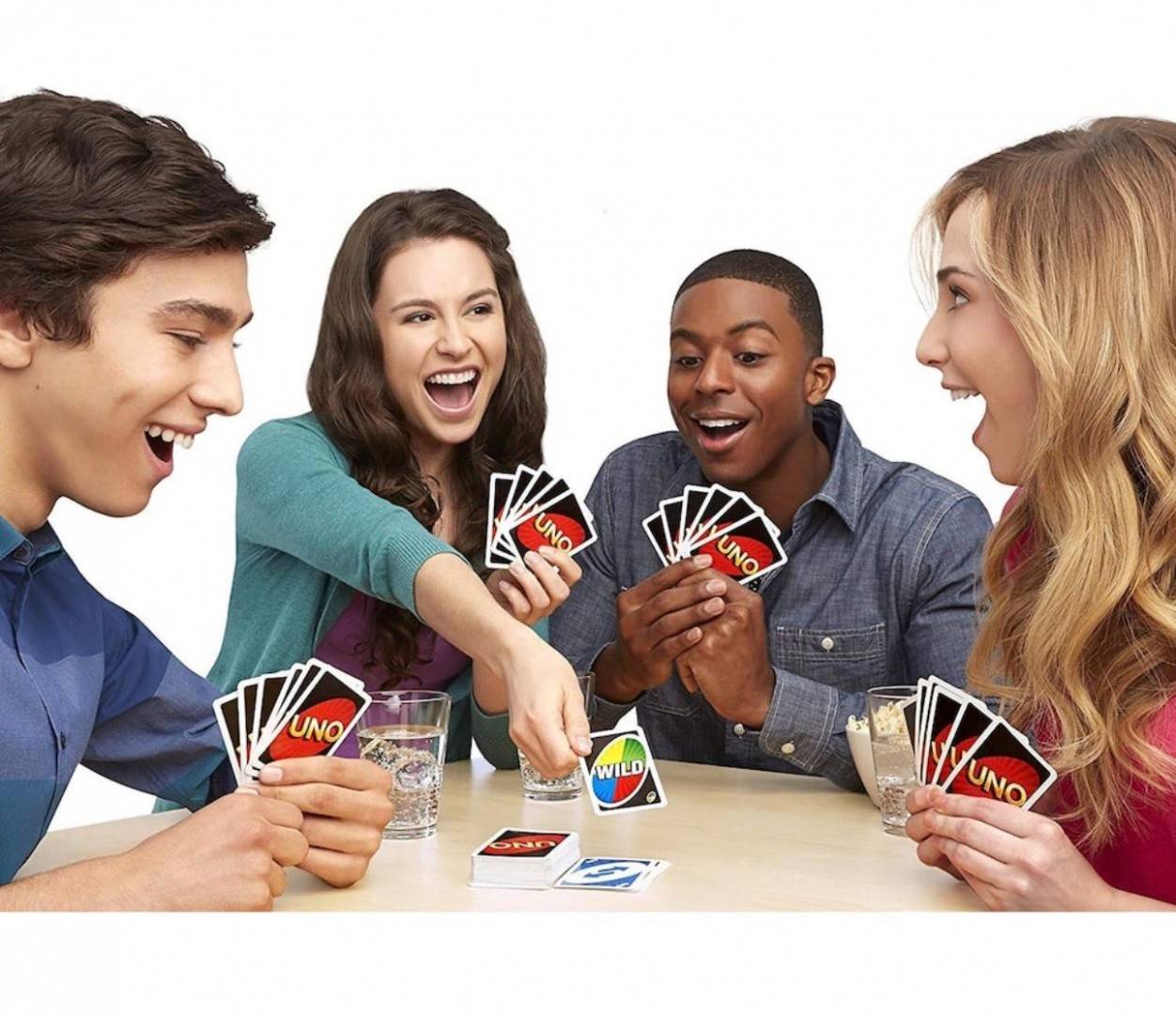Set jocuri de societate UNO si UNO Flip, 2-4 jucatori, culori si numere