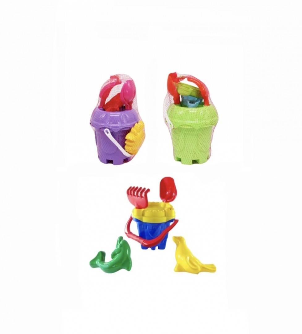Set jucarii nisip 5 piese pentru copii – galetusa cu capac sita, lopatica, grebla si 2 forme, mov, 18 cm