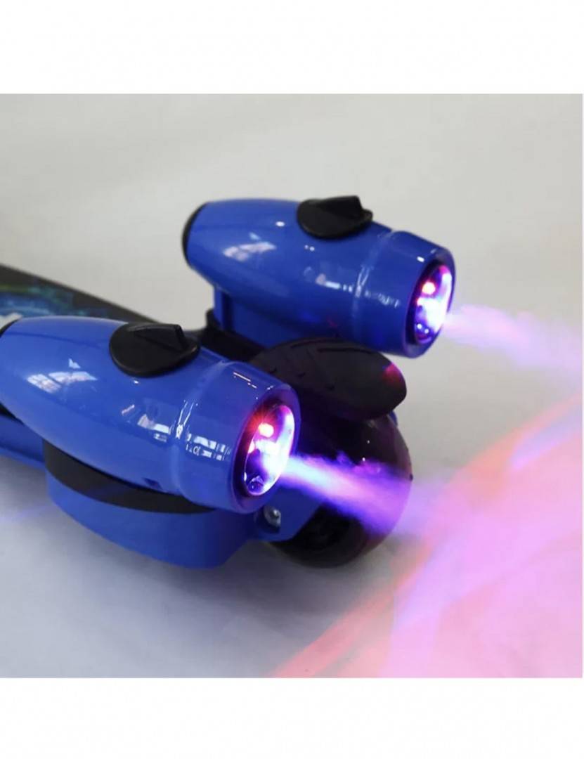 Trotineta Scooter cu lumini, muzica si efect de reactie prin abur, albastru